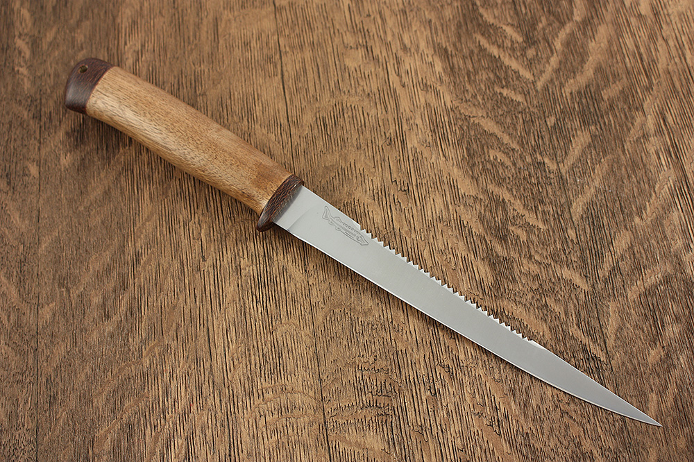 Нож АиР "Белуга" дерево, 95х18, Златоуст