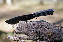 Можно ли носить нож для самообороны и легально ли его применить?